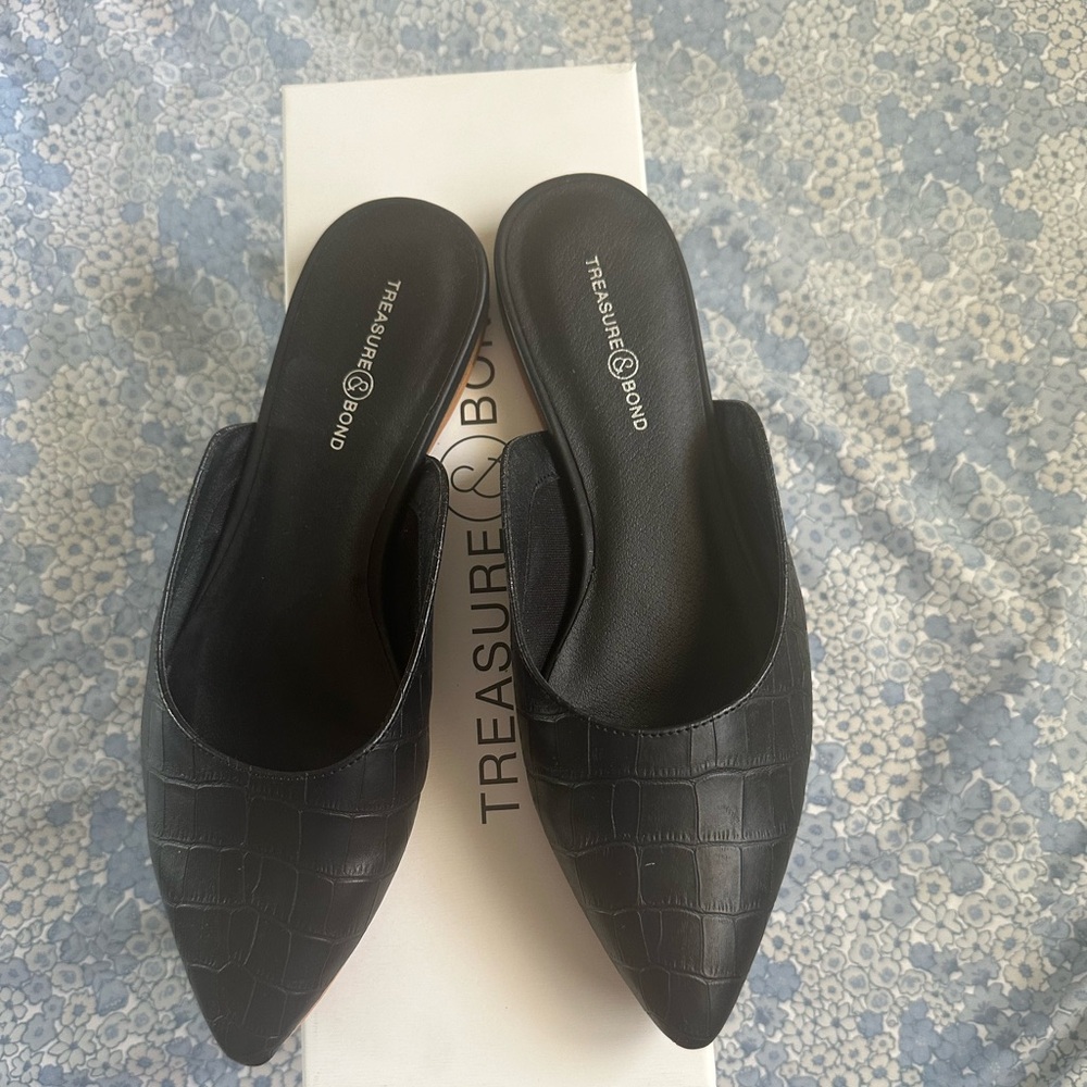 Gently used Treasure & Bond black mules